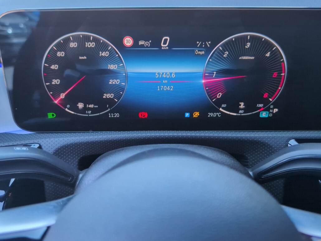 Mercedes-Benz CLA 220 d AMG Line *Multibe*Distro*Ambient*Wide* – Bild 10