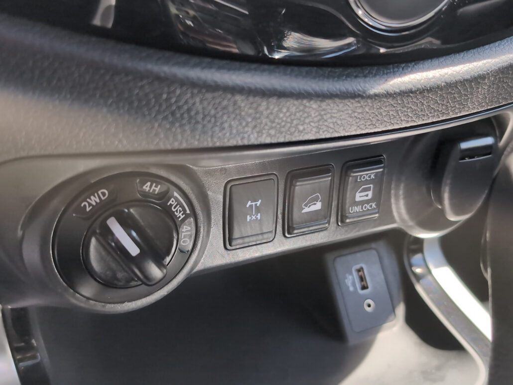 Nissan Navara NP300 N-Guard Double Cab*Diff-Sperre*LED* – Bild 10