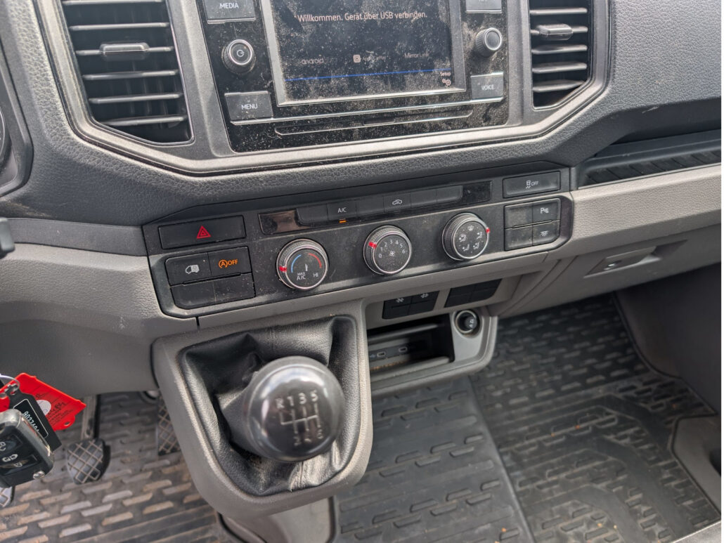 VW Crafter Kasten 35 mittellang Hochdach FWD*Kam* – Bild 12