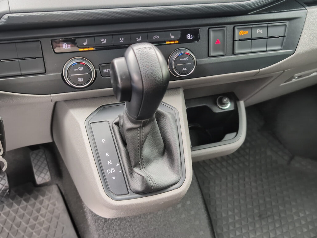 VW T6.1 Caravelle FWD*LED*DSG*Navi*7.Sitze*AHK*ACC* – Bild 12