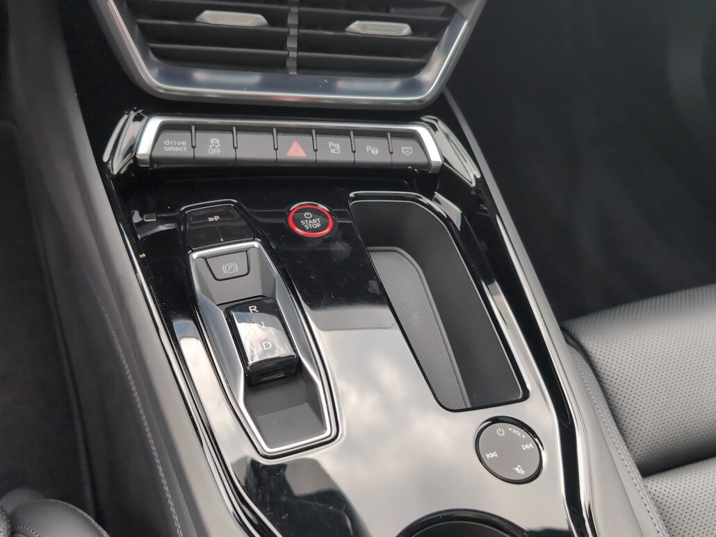 Audi RS e-tron GT Matrix*Allradlenk*HUD*Pano*Luft*B&O – Bild 13
