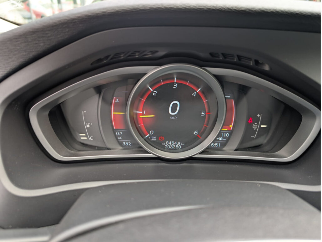 Volvo V40 Inscription *LED*Leder*Sensus*Navi* – Bild 13