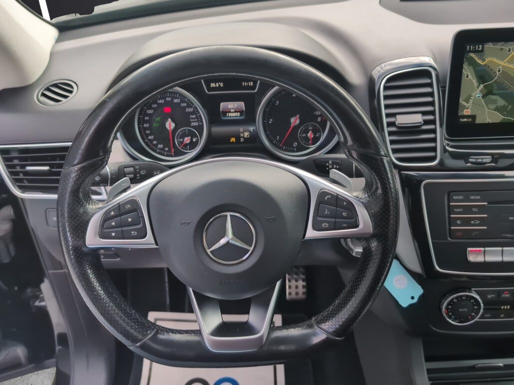 Mercedes-Benz GLE 350 d 4M AMG line *Airmatic*Pano*eAHK* – Bild 14