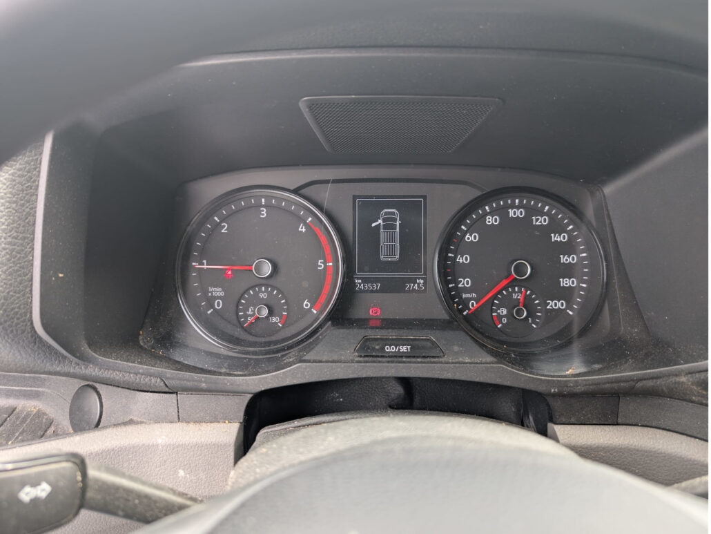 VW Crafter Kasten 35 mittellang Hochdach FWD*Kam* – Bild 14