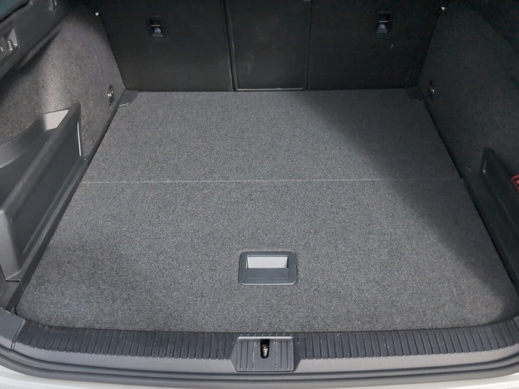 VW Passat Variant GTE R-Line*Virtua*AHK*DCC*ACC*360 – Bild 16