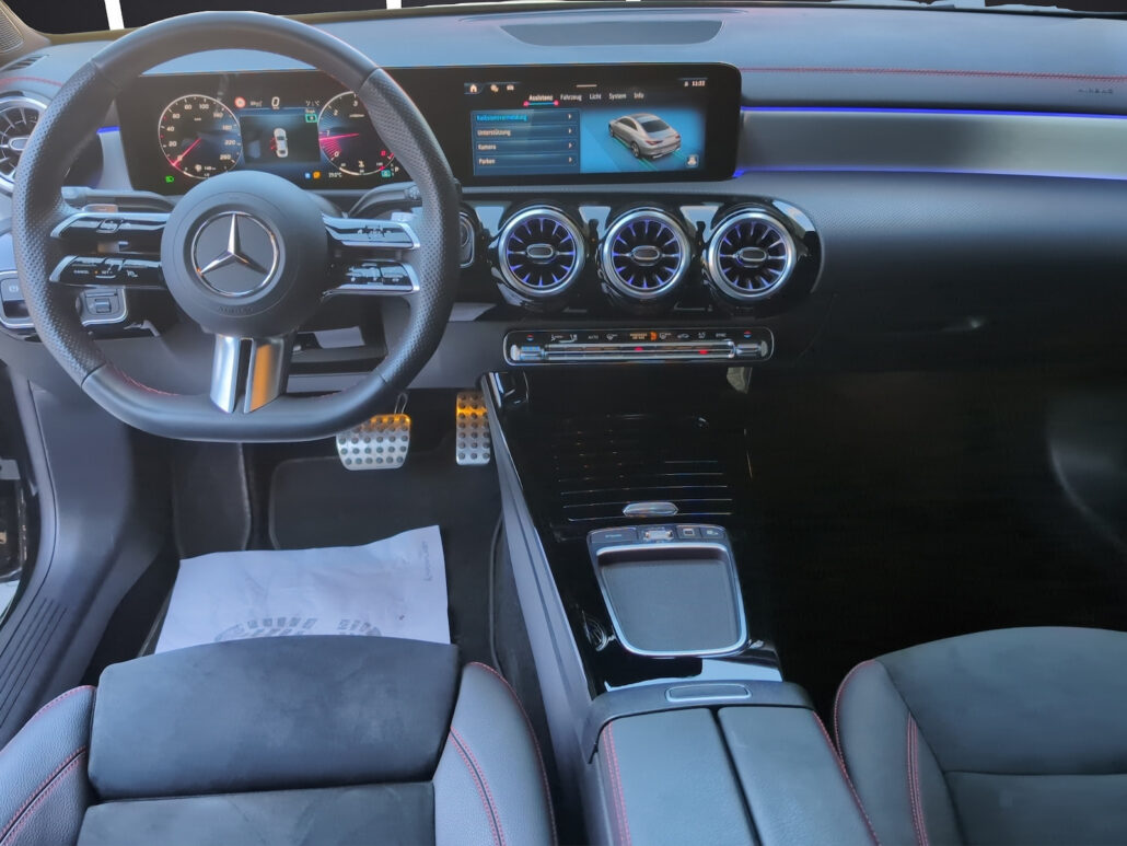 Mercedes-Benz CLA 220 d AMG Line *Multibe*Distro*Ambient*Wide* – Bild 18