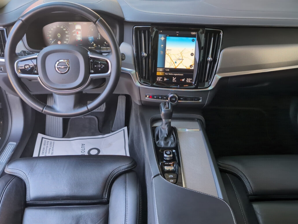 Volvo V90 D4 Inscription*HUD*360°*AHK*LED*Pano*ACC* – Bild 19