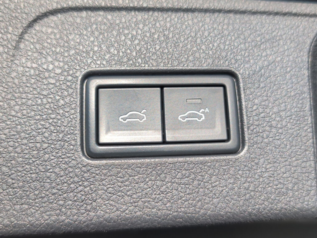 VW Passat Variant Comfortline *LED*AHK*ACC*Assist+* – Bild 19