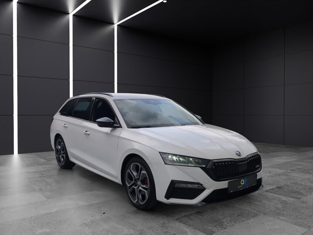 Skoda Octavia RS 4×4 *LED*DCC*ACC*eAHK* – Bild 2