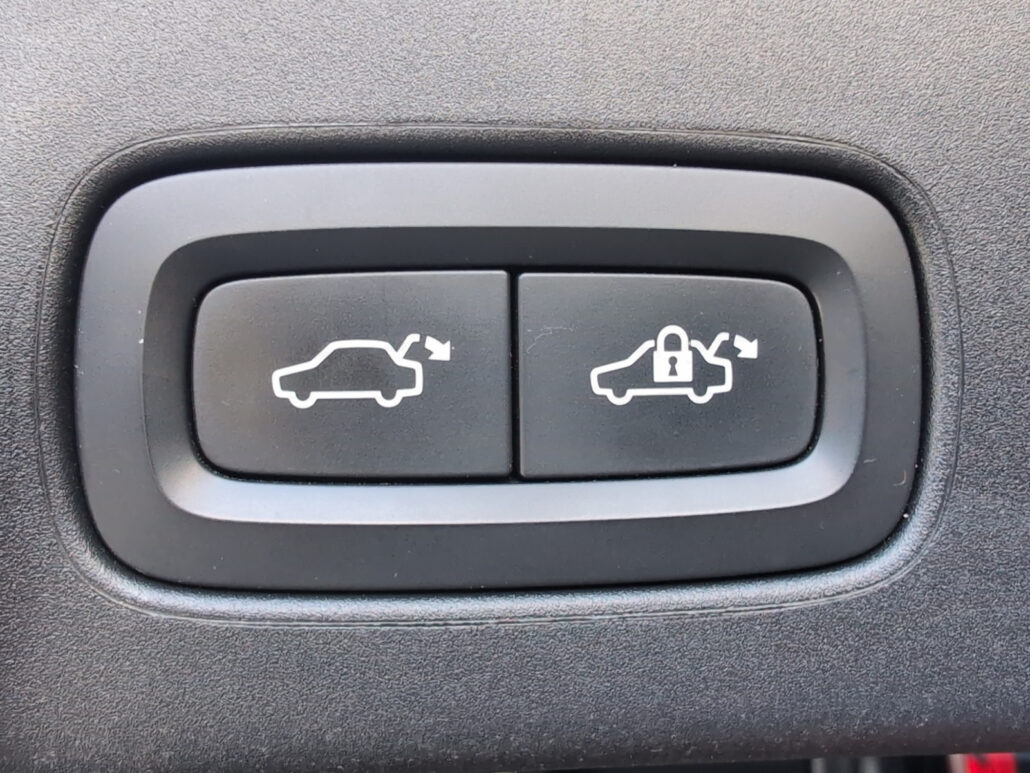 Volvo V90 D4 Inscription*HUD*360°*AHK*LED*Pano*ACC* – Bild 23