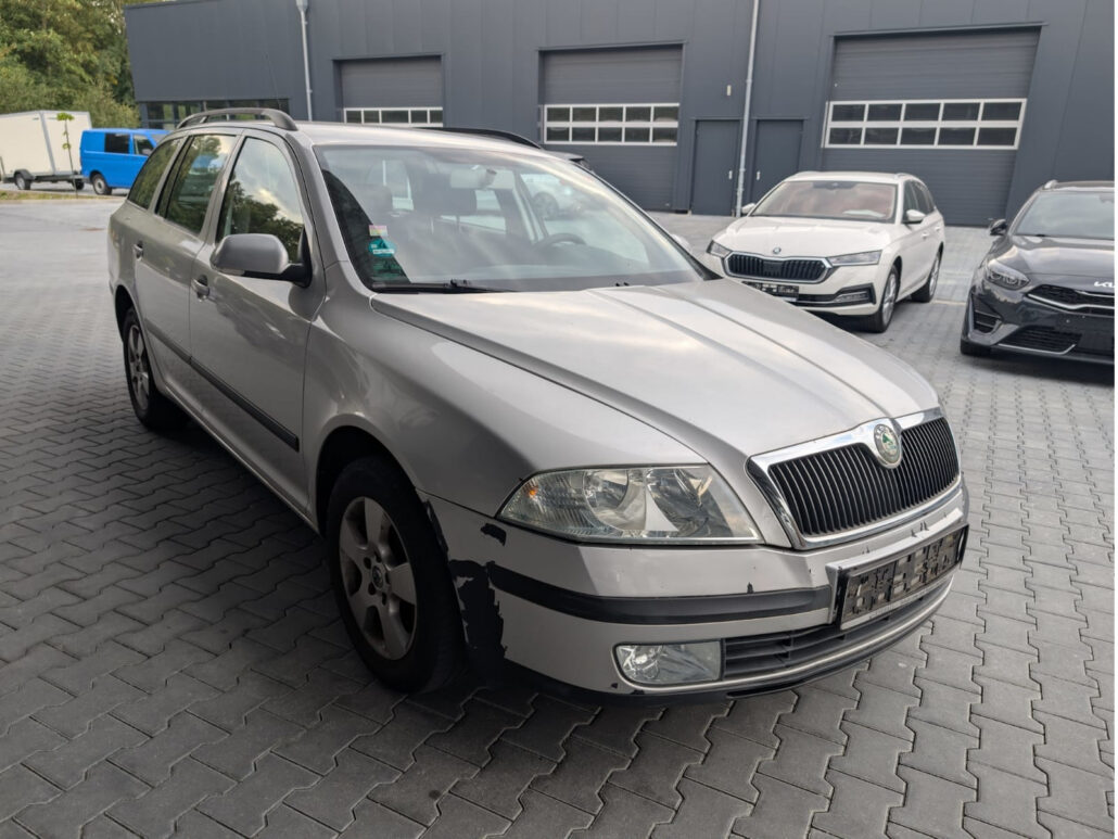 Skoda Octavia Ambiente *Klimaauto*Tempo* – Bild 3