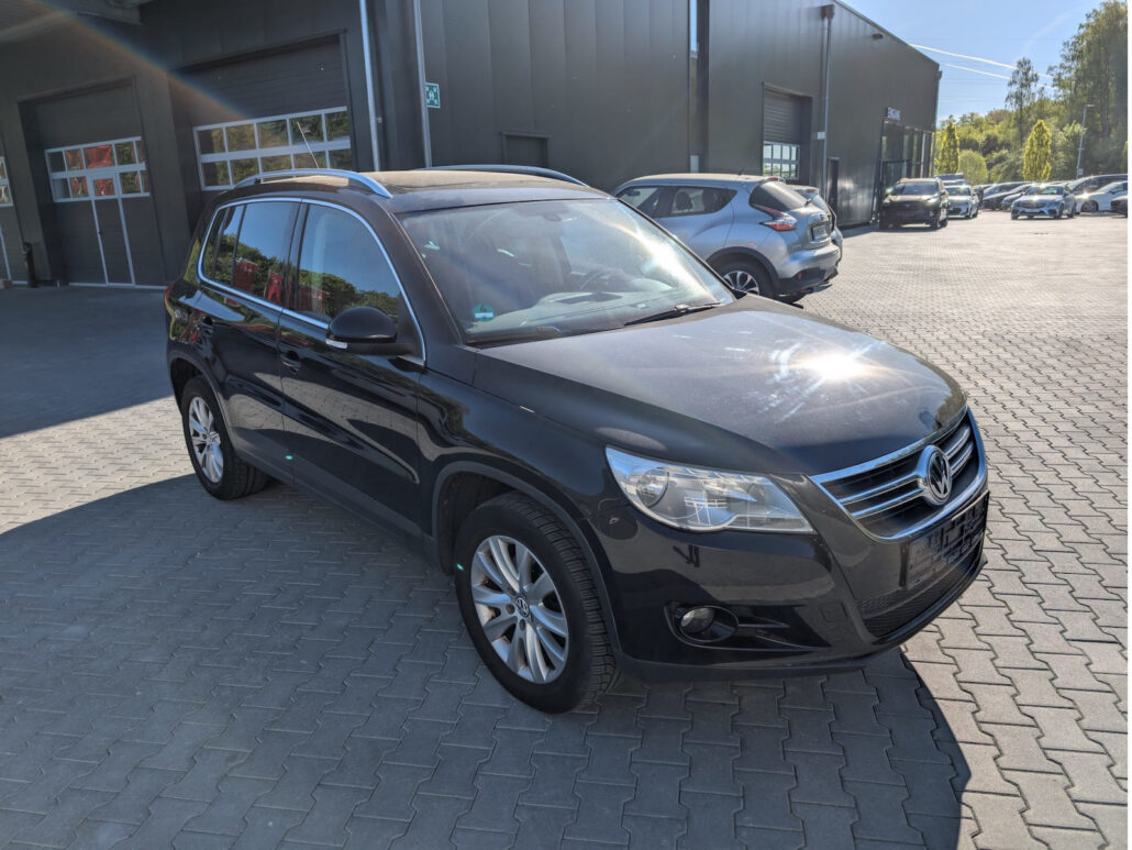 VW Tiguan Sport & Style 4M *Pano*Leder*Gewerbe/Expo – Bild 3