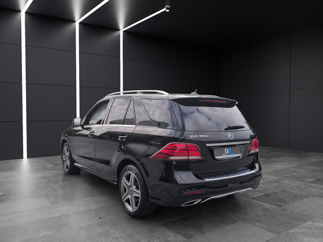 Mercedes-Benz GLE 350 d 4M AMG line *Airmatic*Pano*eAHK* – Bild 4