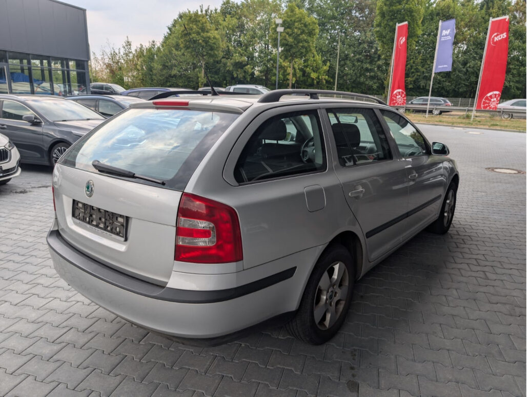 Skoda Octavia Ambiente *Klimaauto*Tempo* – Bild 4