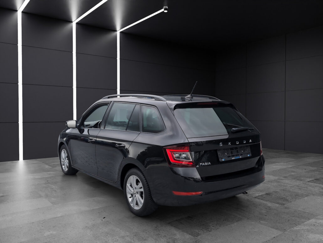 Skoda Fabia Ambition *Automatik*abn.AHK*LED*Navi*Keyl* – Bild 4