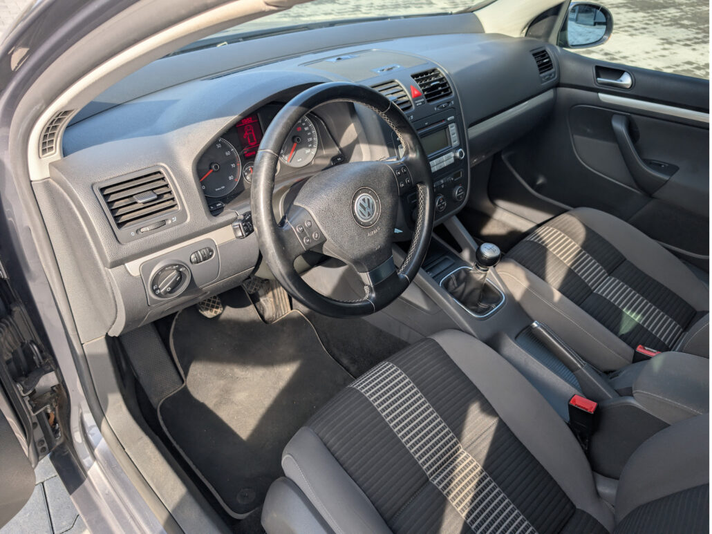 VW Golf V 1,6 United *Klima+*Zahnriehmen gewechselt – Bild 4