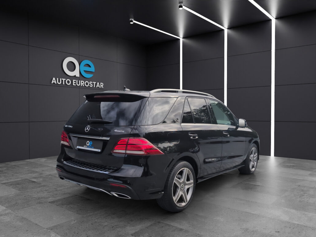 Mercedes-Benz GLE 350 d 4M AMG line *Airmatic*Pano*eAHK* – Bild 5
