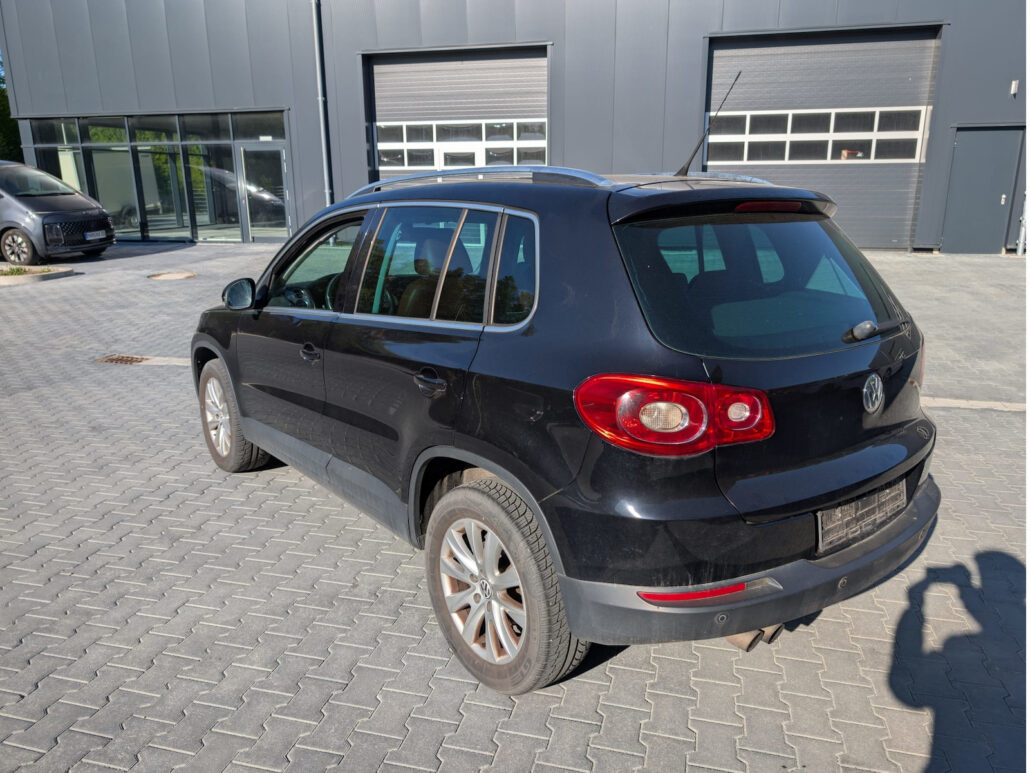 VW Tiguan Sport & Style 4M *Pano*Leder*Gewerbe/Expo – Bild 5