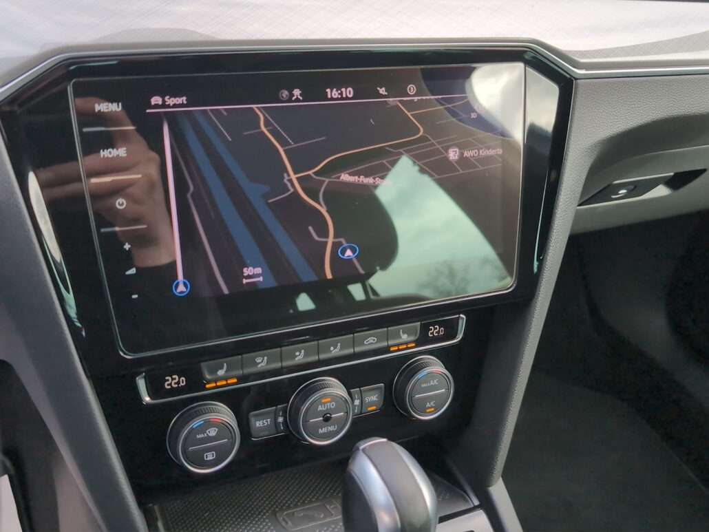 VW Passat Variant GTE R-Line*Virtua*AHK*DCC*ACC*360 – Bild 7