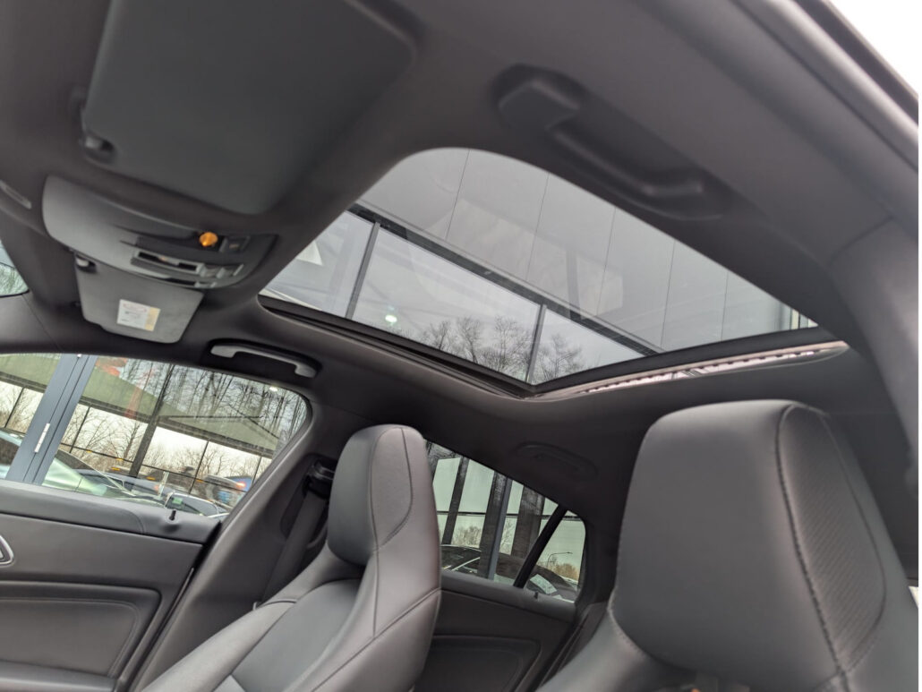 Mercedes-Benz CLA 200 d SB AMG line Night *LED*Pano*Exklusiv* – Bild 7