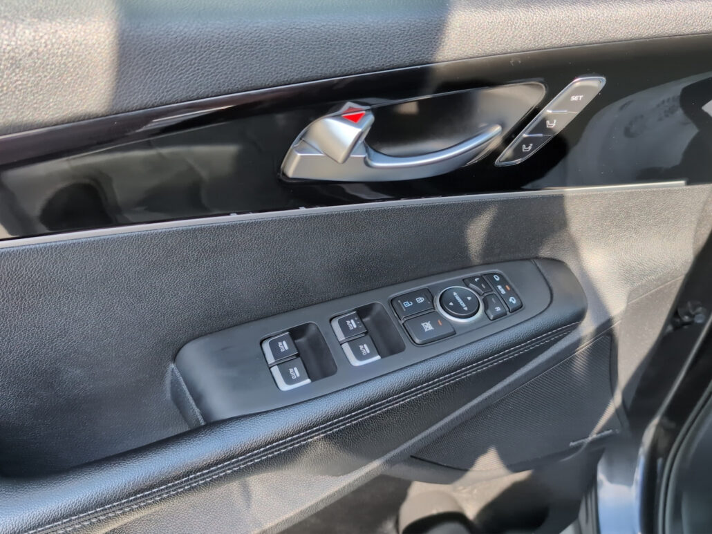 Kia Sorento Platinum Edition 4WD *LED*HUD*Pano*AHK* – Bild 8