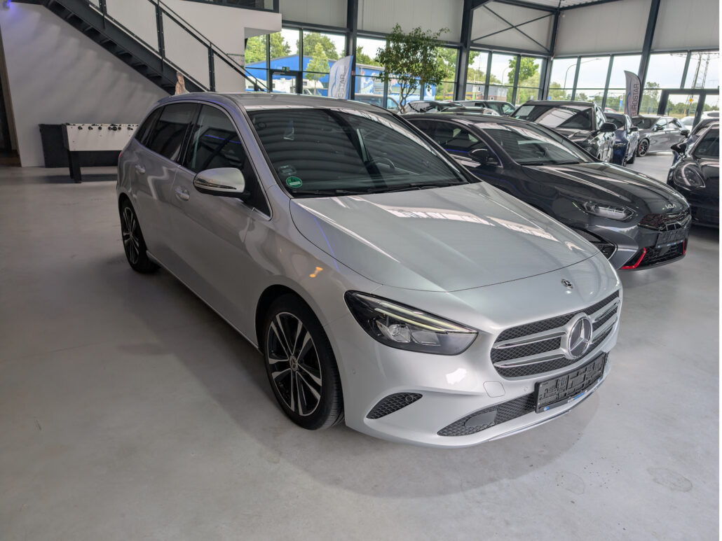 Mercedes-Benz B 220 d *eAHK*eHeck*LED*Premium Paket* – Bild 8