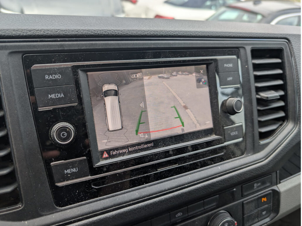 VW Crafter Kasten 35 mittellang Hochdach FWD*Kam* – Bild 9