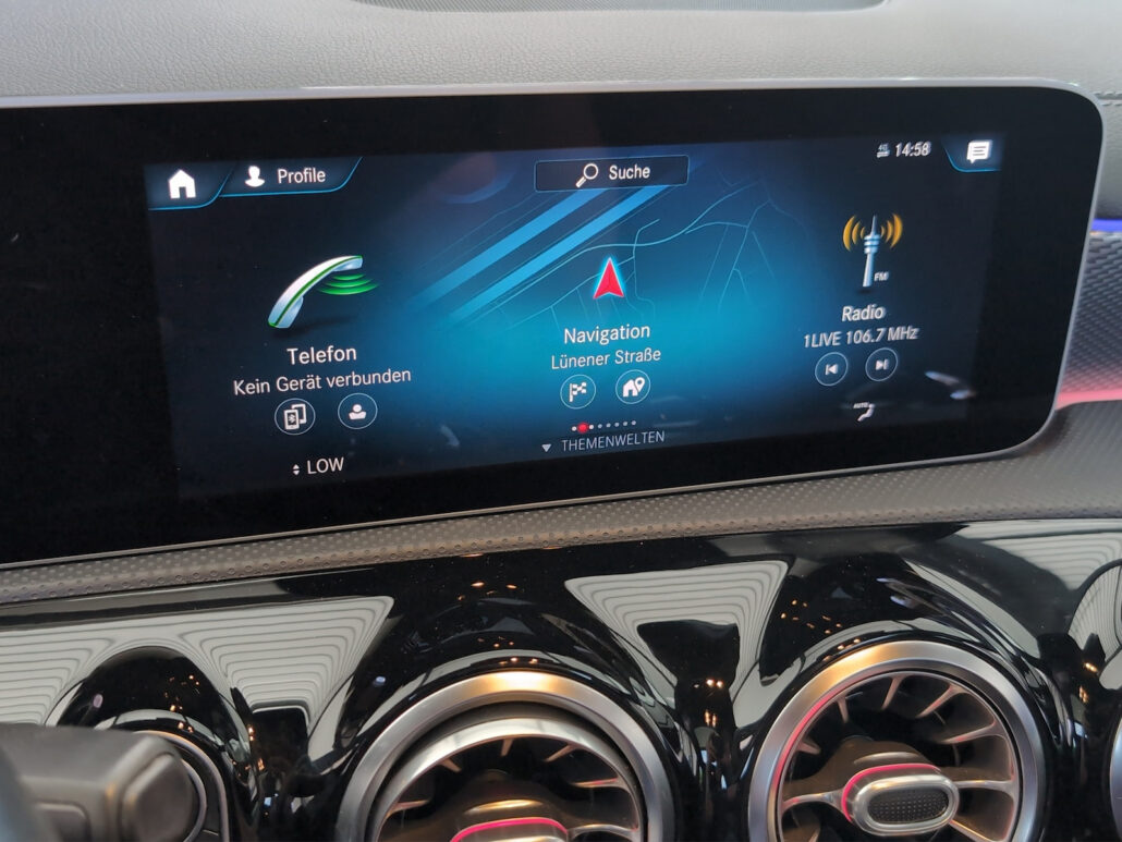 Mercedes-Benz CLA 200 Shooting Brake d *Pano*LED*Ambien*Totwin – Bild 9