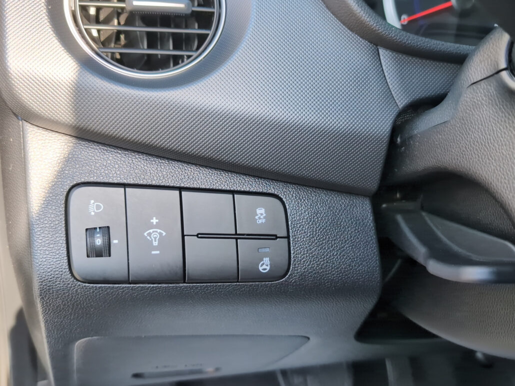 Hyundai i10 YES! *Erst 32Tkm*Klima*Automatik*SHZ* – Bild 11