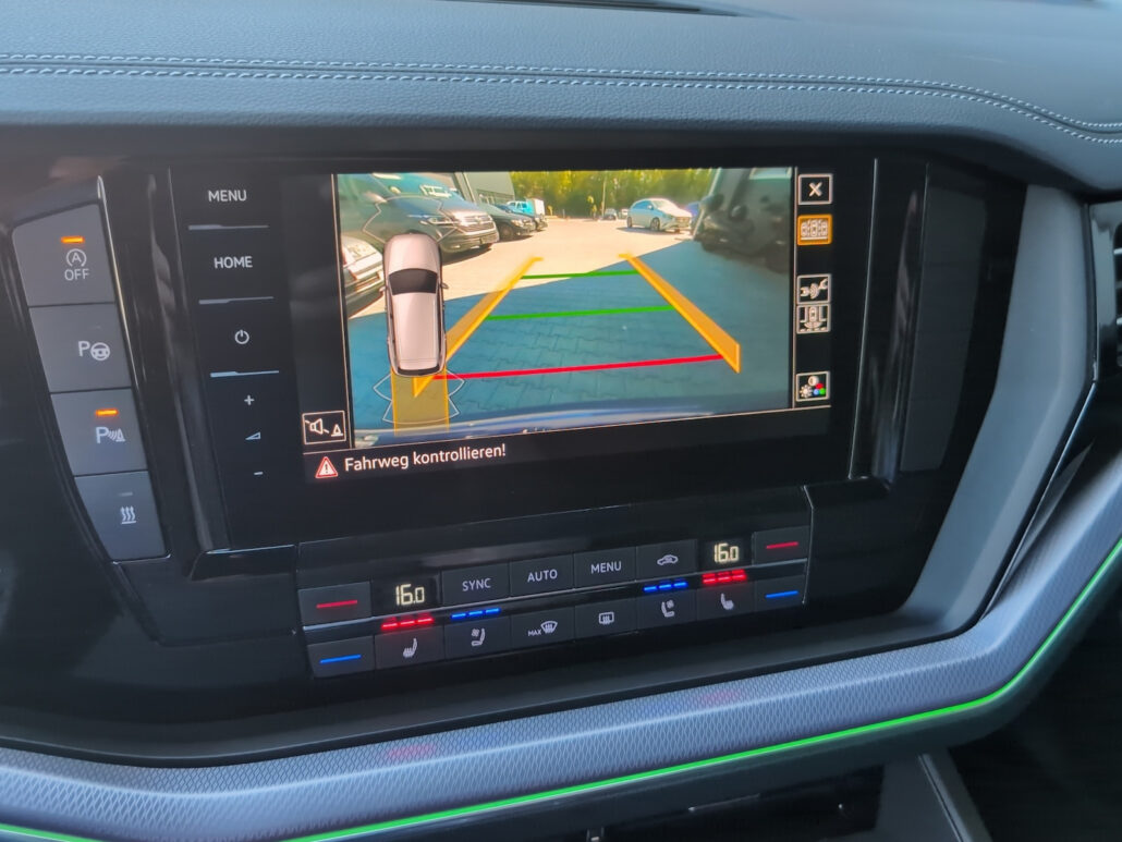 VW Touareg R-Line Black 4M*Matrix*Pano*AHK*Luft*StH – Bild 12