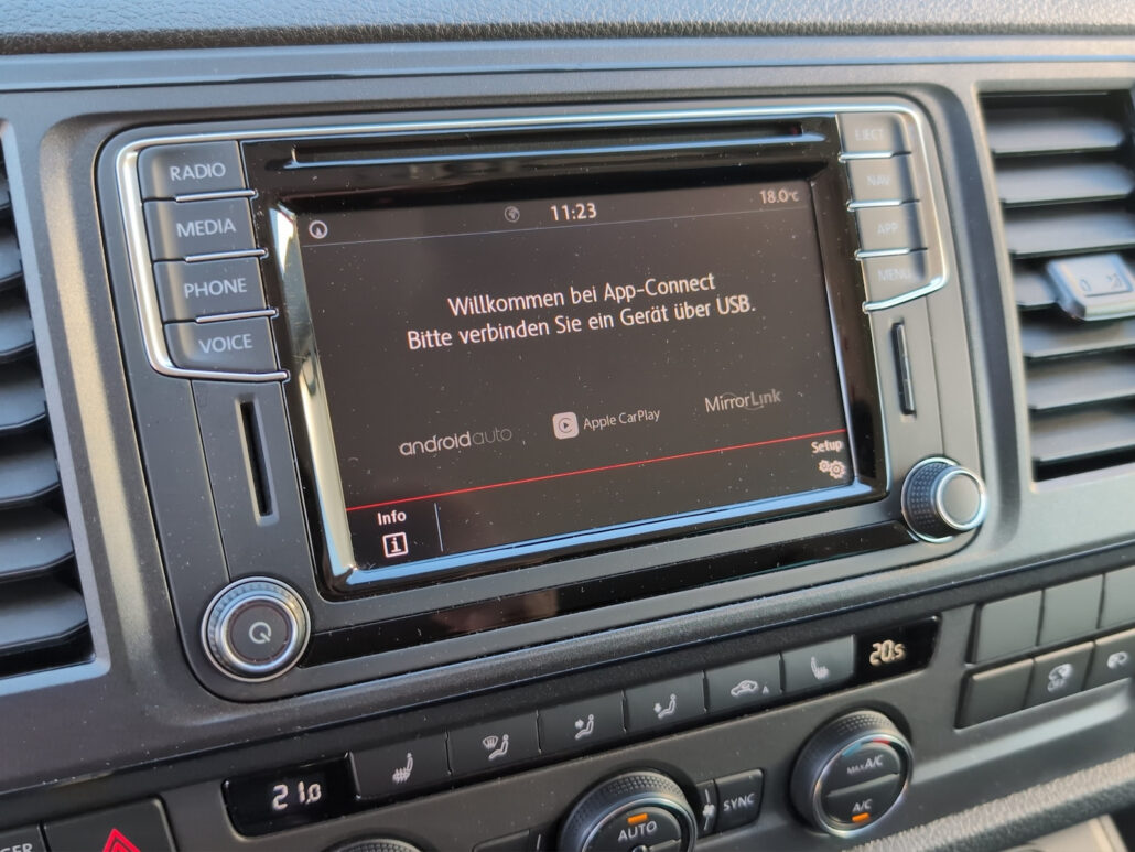 VW T6 Multivan *abn.AHK*Navi*StHz*Elek.Tür*Carplay* – Bild 14