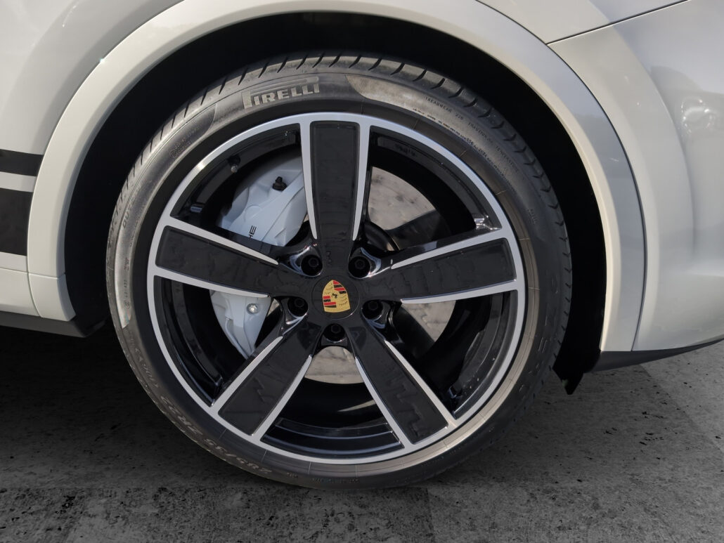 Porsche Cayenne Turbo Coupe*Carbon*Kreide*Fond*Matrix – Bild 24